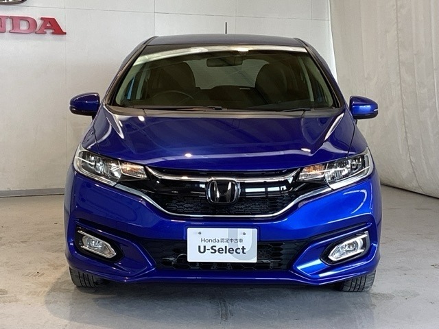 【Honda認定中古車 U-Select】　エンジン、オーディオやカーナビ(社外品は除く）に至るまで保証をお付け致します。全国のホンダディーラーで保証と整備が受けられます。