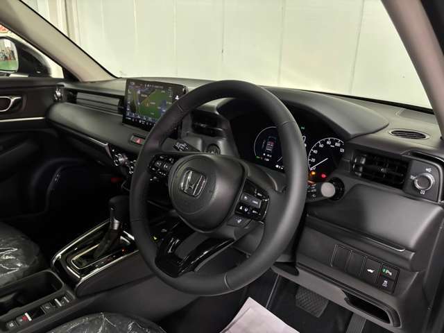 内装カラーは高級感のある「ブラック」となります♪