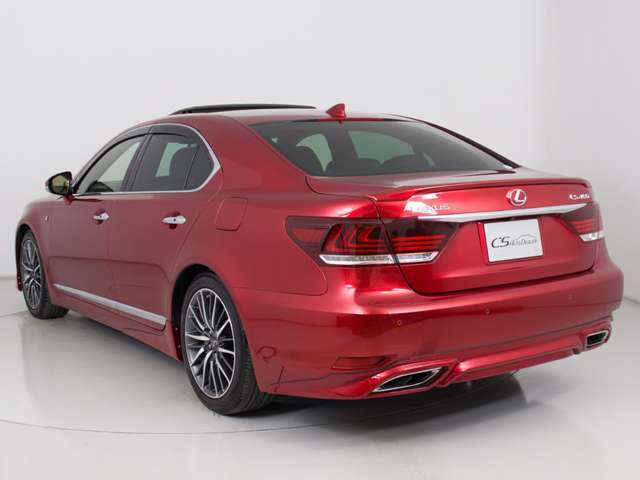 CSオートブランド「ウェザリア」フルエアロが装着されています！お好みはいかがですか？今付いているデザイン以外にも、各ブランドのエアロを格安にてお取付け出来ます！