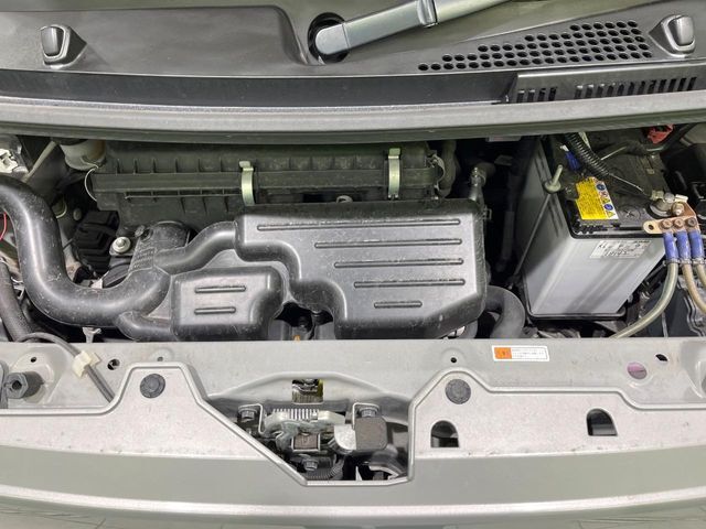 親切・丁寧な専門メカニックスタッフが応対！・車検・点検整備・事故等の修理などアフターサービスも安心。お車のカスタマイズもネクステージのサービススタッフまでご相談ください！