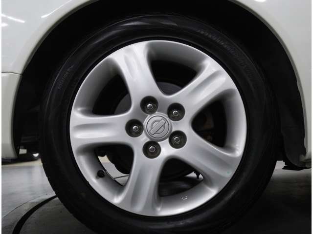 ★ブレーキダストの付着も見受けられません