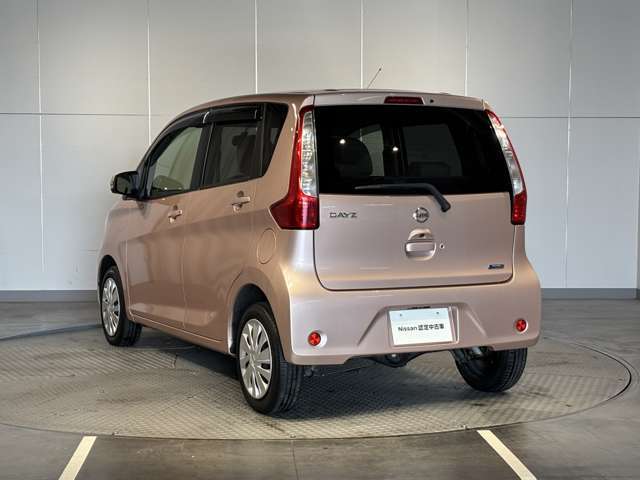 12ヶ月間(期間内走行距離無制限)のワイド保証付きです。2年延長(有料)することもできます☆