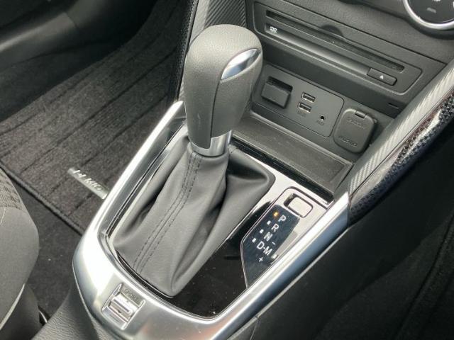 お車に合わせて無料保証以外にも、保証範囲、期間、距離を拡充させた有料保証もご用意しております！中古車の購入が初めてで不安・・・というお客様もご安心ください！