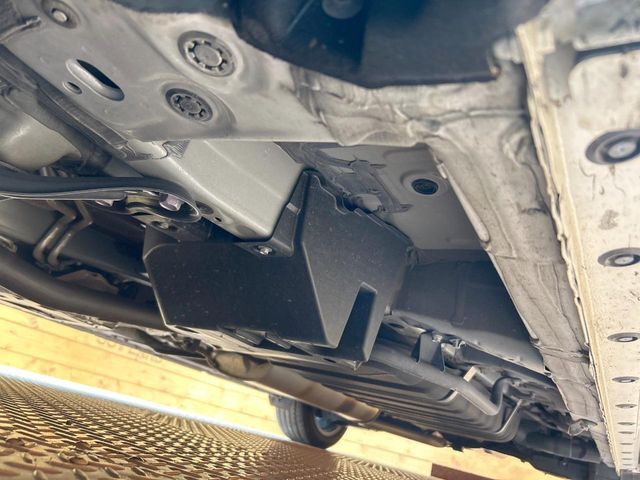 下回りがきれいなうちに、防錆加工の施工がオススメ。降雪地域はもちろん、沿岸部にお住いの方や、趣味でマリン・ウィンタースポーツをされる方にご好評いただいております。