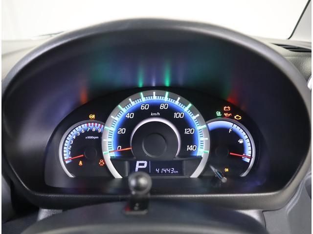 メーターの色で燃費状況をお知らせします。運転者のアクセルワーク次第で節約が可能です☆