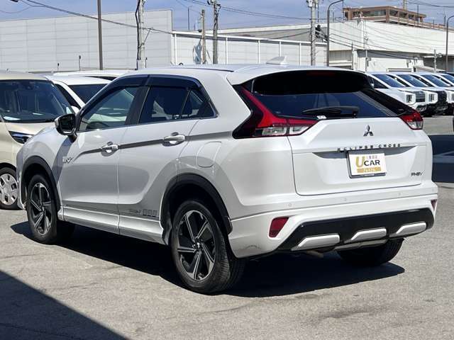 【ABS】急ブレーキをかけた場合でもタイヤがロックしないので，車の進行方向が安定し，障害物を回避しやすくなります！安心ですね☆