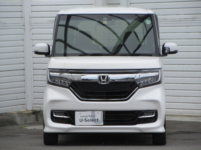 車両価格以外に必要な諸経費を含めたお支払総額で検討しましょう。「車両価格は安いけど諸経費が高い！」なんてことにならないように、『購入に必要な金額＝総額』を表示しています