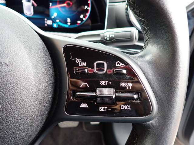 ◆ディストロニックプラス◆前車追従型クルーズコントロール◆