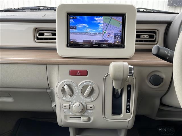 【シフトレバー】シフトも操作しやすく快適なドライブを楽しんでいただけます！