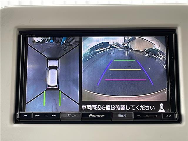 【　全方位カメラ　】上から見下ろしたように駐車が可能です。安心して縦列駐車も可能です♪
