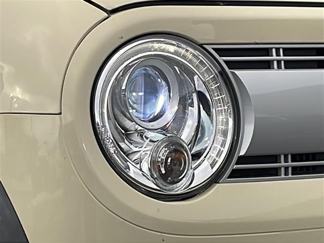 【ライト・ランプ】ワレもなく綺麗な状態なので、悪天候や夜間の走行も視界良好で安心してお乗りいただけます。ヘッドライト・ホイール・フロントガラスなど色々な部分コーティングをご用意しております！