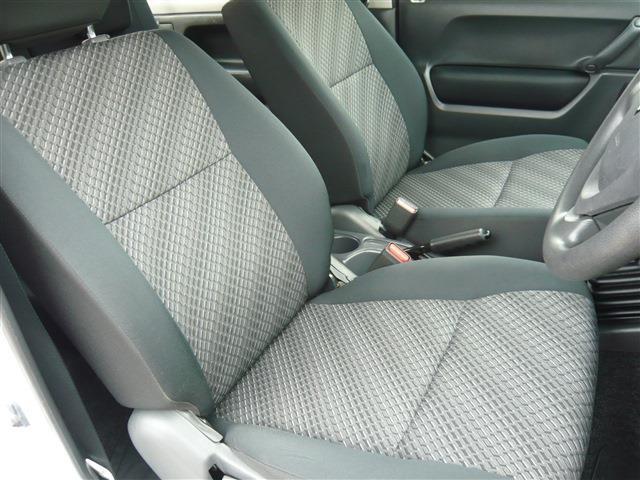 ★キズの詳細などお車の状態で気になることがございましたらお気軽にお問合せ下さい！出来る限りわかりやすく説明致しますので是非宜しくお願い致します★