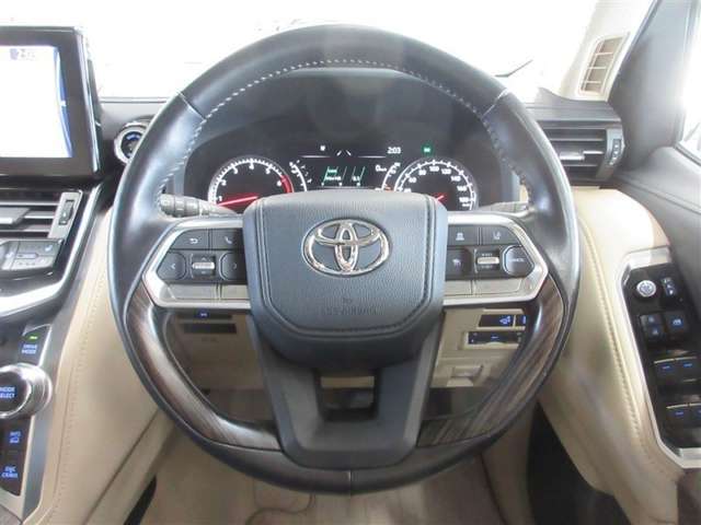 トヨタ ランドクルーザー300 3.5 ZX 4WD 2023年 2.5万キロ (長野県