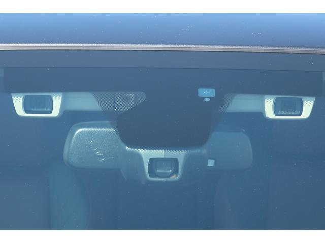 アイサイトver3は、先行車のブレーキランプや赤信号が認識できるステレオカメラと3D画像処理エンジンの性能が向上し、、より早い段階で対象物を認識できるようになり使い勝手がよくなりました。