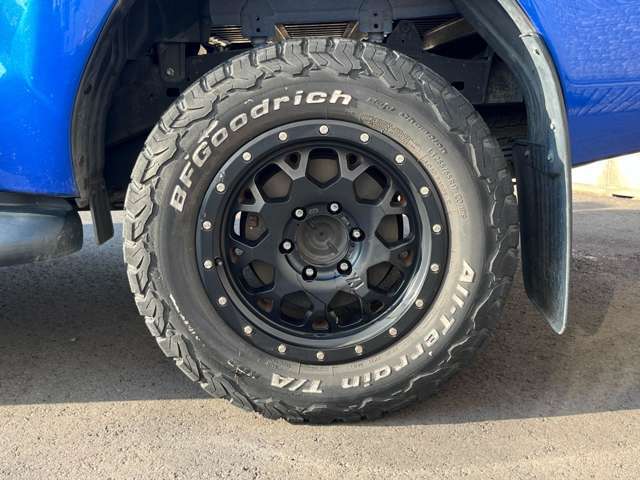 265/65/17　BFGOODRICH　A/T