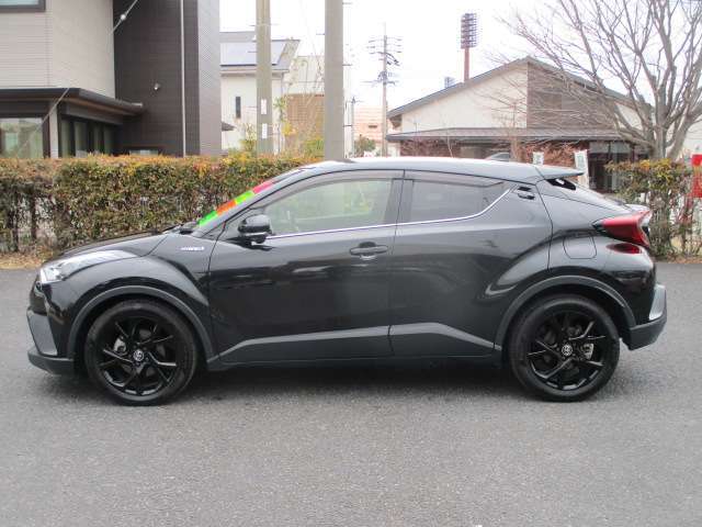 H31年式　大人気のトヨタ　C-HR　Gモードネロ　入庫しました♪