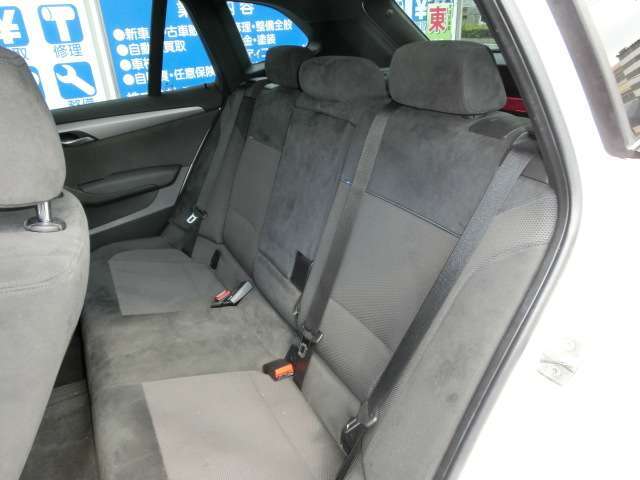 車内クリーニングにて綺麗に保たれております。納車時は再度クリーニングを致します。