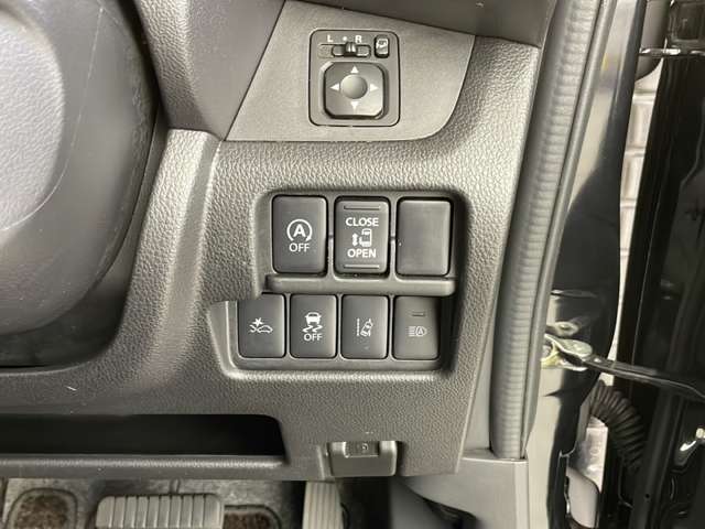 【運転席操作部】快適なドライブを楽しむための機能が装備されています！運転席から触れるので、使いやすいです！除菌プランいれていただくと、さらに清潔で安心していただけます！