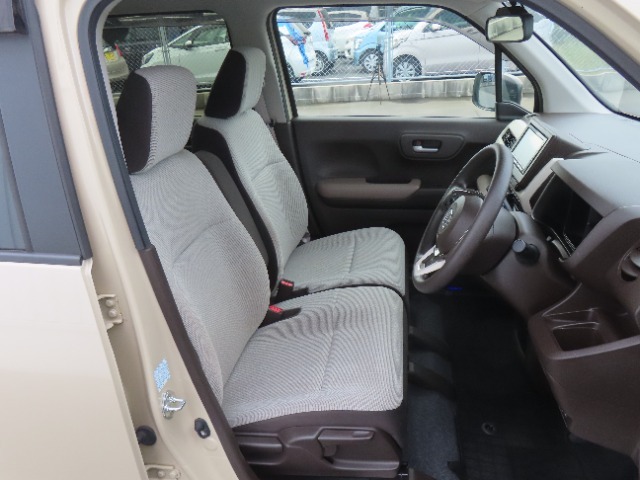 【内装ルームクリーニング済み】すみずみまでしっかり綺麗にクリーニングしておりますので、ぜひお確かめください！