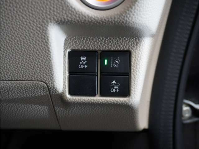 安全運転支援システム『HondaSENSING』、VSAなど安全装置が備わっております。