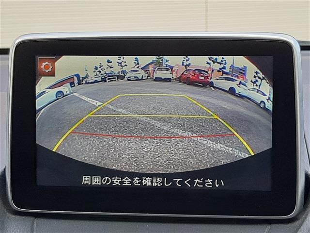 ■　装備3　■　バックカメラ：苦手な駐車もこれがあれば安心！