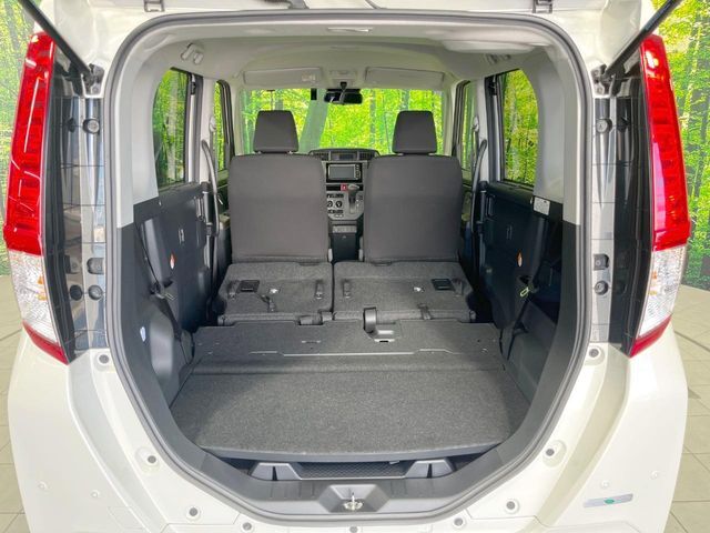 普段のお買い物や通勤、送迎等に十分な荷室スペースを確保しております。セカンドシートを倒すと、大きな荷物の積載も可能です♪