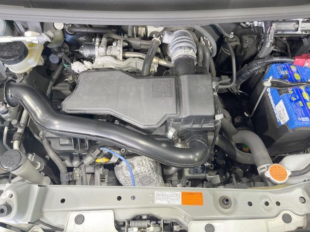 親切・丁寧な専門メカニックスタッフが応対！・車検・点検整備・事故等の修理などアフターサービスも安心。お車のカスタマイズもネクステージのサービススタッフまでご相談ください！