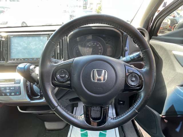 安さの秘訣を大公開！！！当社には仕入れのプロがいるので車を安く仕入れることができます！！