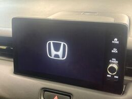 【9インチ　ホンダコネクトディスプレイ】視認性の高い大画面ディスプレイでナビの使用や、お持ちのスマートフォンと連携したbluetoothでの音楽再生が可能です♪
