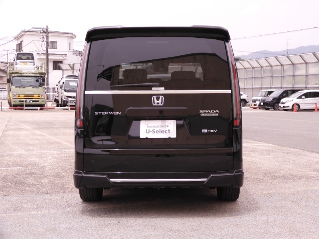 お渡し前にはHonda中古車商品化整備基準に基づく法定12か月点検整備を実施致します。