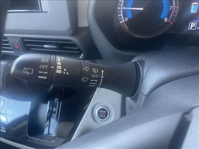 ご納車後も安心、安全なお車にお乗りいただく為にお得な保証パックもご用意しております。軽スマイルは、ご成約から納車後までお客様の大切なお車のサポートをさせていただきます！