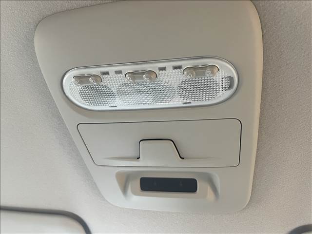 ご納車後も安心、安全なお車にお乗りいただく為にお得な保証パックもご用意しております。軽スマイルは、ご成約から納車後までお客様の大切なお車のサポートをさせていただきます！