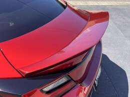 SHIBATA製トランクスポイラーを装着しております。