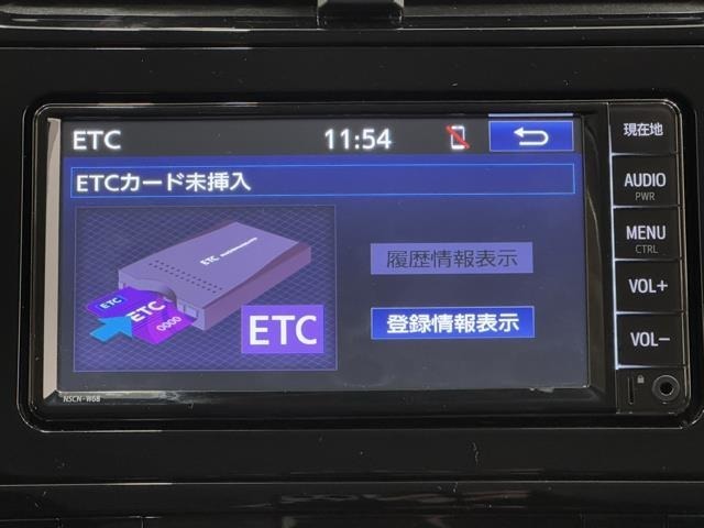 ナビ画面に連動したETCを装備しています。　過去に利用した利用料金も一目で分かって、とっても便利です。　ETCの抜き忘れ、挿し忘れも警告してくれるので安心ですね。