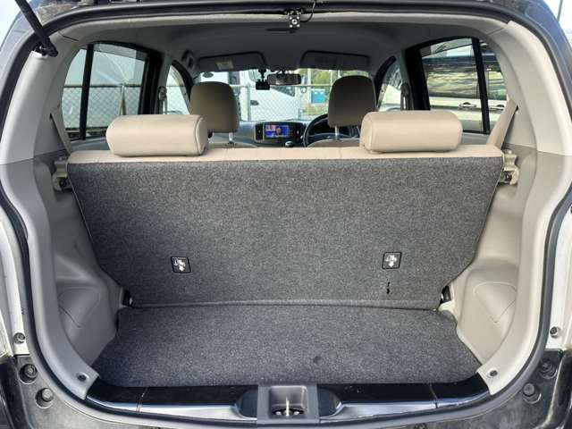 トランクルームも広々！シートアレンジ次第でちょっとしたお買い物からご家族そろってのお買い物も、季節ならではのレジャーにも！もちろんお仕事でも！使い勝手様々です（＾＾）/