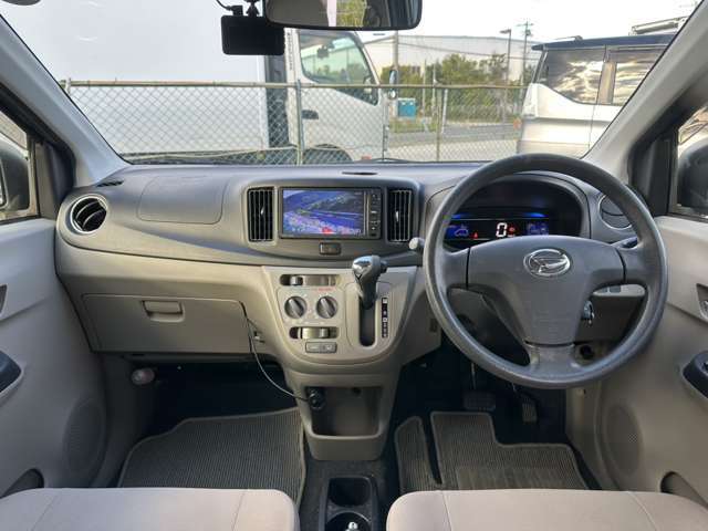 ゆったり快適な室内空間☆スタッフが日々綺麗と価格以上のクオリティーを目指してクリーニングを行っております！御納車の前に再度クリーニングしますので一度現車確認をし、気になる箇所等あればご相談下さい！