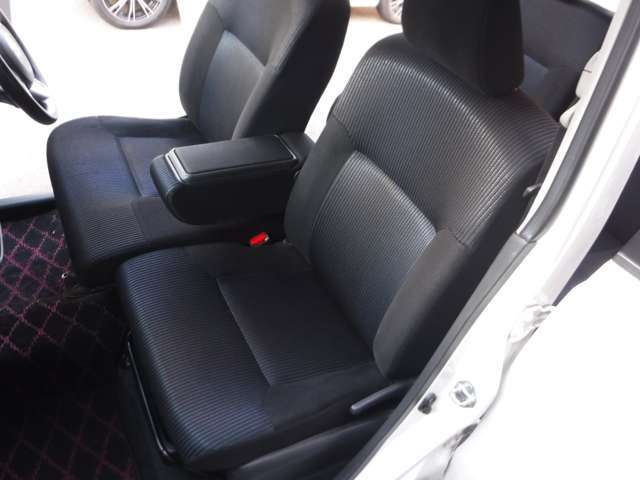 助手席も状態良好！