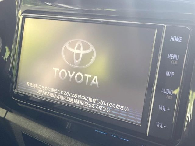 【純正ナビ】人気の純正ナビを装備。オーディオ機能も充実しており、Bluetooth接続すればお持ちのスマホやMP3プレイヤーの音楽を再生可能！毎日の運転がさらに楽しくなります！！