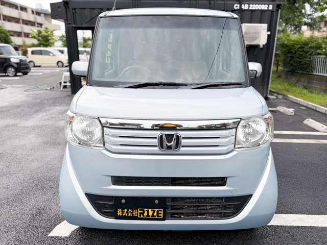 車内の臭いにもこだわってます！　車両の入庫チェックを行う担当者は非喫煙者を必ず配置し　タバコ臭　がない車両にこだわって販売をしております。臭いに関しても満足して頂ける高品質を維持しております！