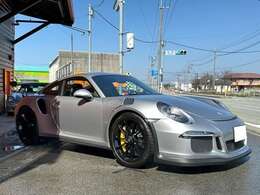 またまたリッツガレージにポルシェレースモデルが入荷しました！スパルタンに仕上げられたGT3　RSです！どうぞご堪能下さい！