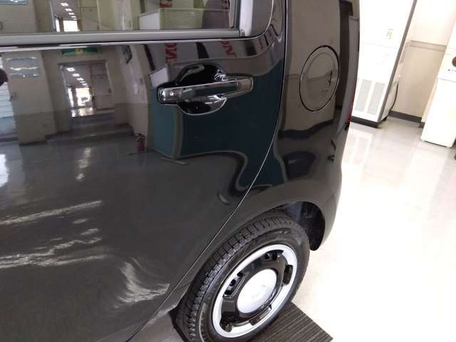 ■コンディション良いものに■当店のお車は専門スタッフによる美装後展示を行っております☆EGルーム洗浄☆鉄粉除去☆シートスチーム洗浄☆室内消臭☆ボディー仕上げ等々☆気持ち良いお車にお乗りいただけます☆