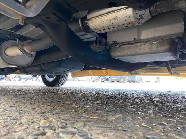 隅々までしっかり防錆後の納車になります！！