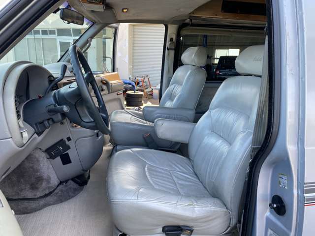運転席パワーシート！動作も正常に動きます！