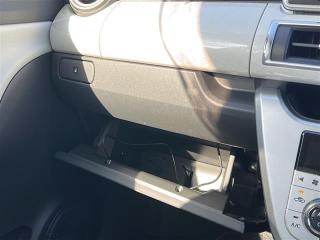 店頭在庫以外にも全国約4万台※の在庫から、ぴったりな1台をご提案します！※2023年10月現在の在庫台数です。売約済の可能性があります。