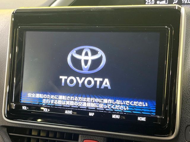 【ナビゲーション】目的地までしっかり案内してくれる使いやすいナビ。Bluetooth接続すればお持ちのスマホやMP3プレイヤーの音楽を再生可能！毎日の運転がさらに楽しくなります！！