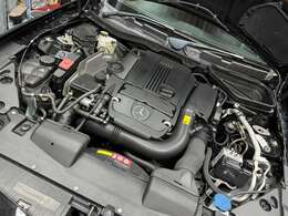 1.8ガソリンエンジンだから低速からのトルク感もグイグイ引っ張ってくれるのでドライブが楽しめます。燃料費も気にしなくていいのでガンガン走れます。https://benztestar.com/