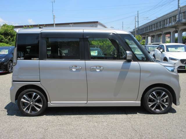 （株）あっぷる関西は業界経験者多数在籍！！新車ディーラー営業・大手中古車ディーラー営業・新車ディーラー整備士など、豊富な知識と経験をお客様の車選びや納車後のサポートをお手伝いさせて頂きます。