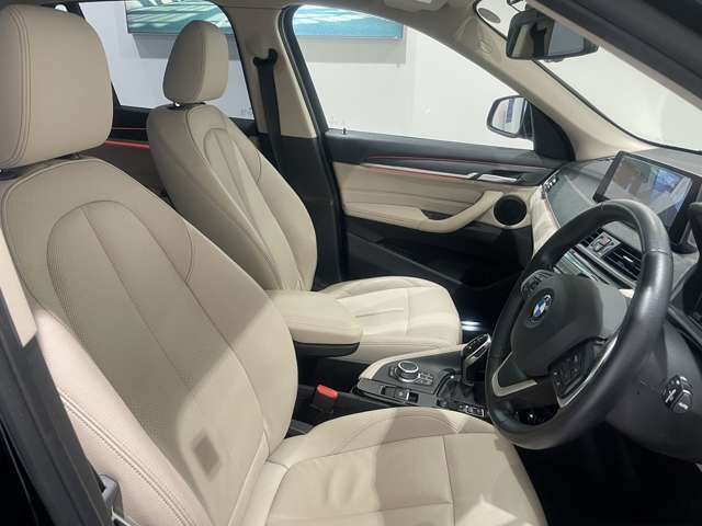 点検整備時に交換が必要な項目（BMW認定指定交換指定部品など）に関しましては、すべて新品の純正部品を使用させていただきます。※点検項目にはBMWコンピューター診断も含まれます。