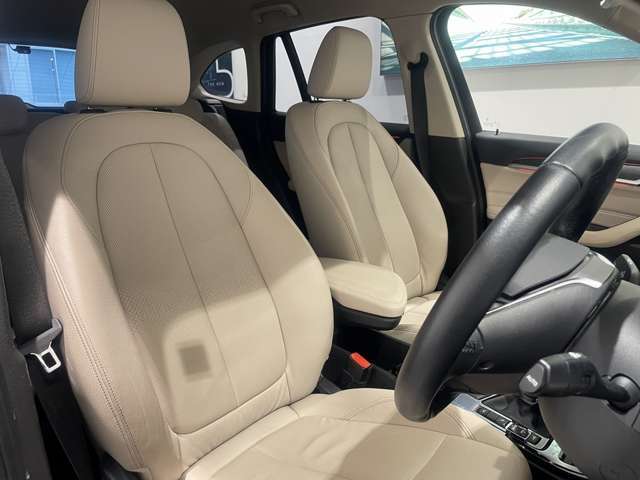 株式会社モトーレン東名横浜　BMW Premium Selection】　屋内展示場、キッズルームも完備しております！！是非、ご家族でお気軽にお越し下さいませ。