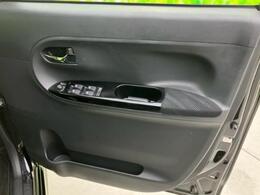 「この車の写真をもっと見たい」「状態が気になる」「この装備はついている？」どんな小さな疑問でもお気軽にお問い合わせください！